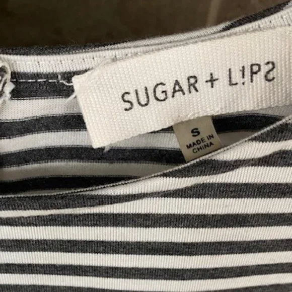 SUGAR & LIPS Striped Tunic - Picture 3 of 9